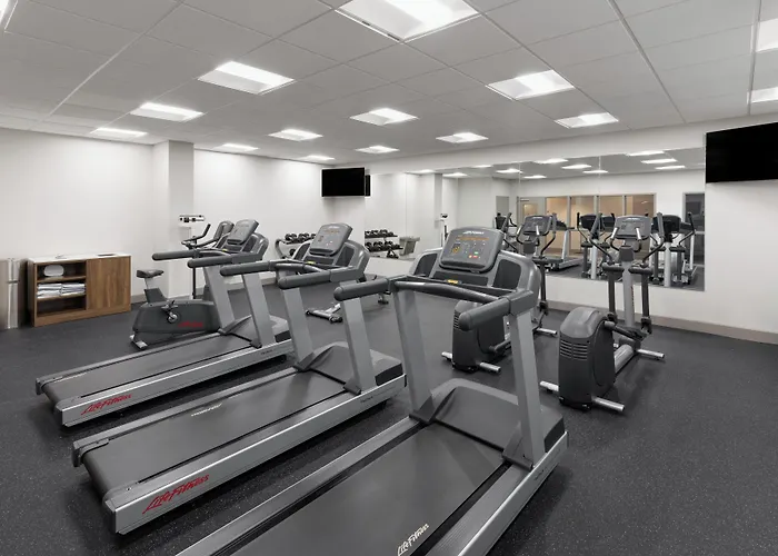 Holiday Inn Express Hotel & Suites Huntsville West - Research Park By Ihg